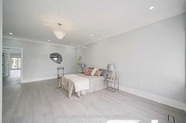 Additional image 39 of 94 Wanstead Ave