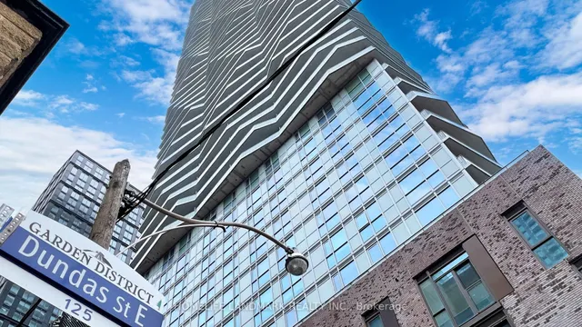 Additional image 18 of 100 Dalhousie St Unit PH04