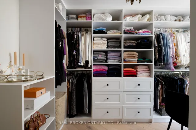 Additional image 11 of 187 Sherwood Ave Unit B