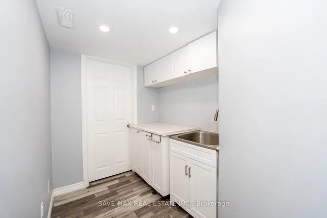 Additional image 17 of 9 Shedrow Pl