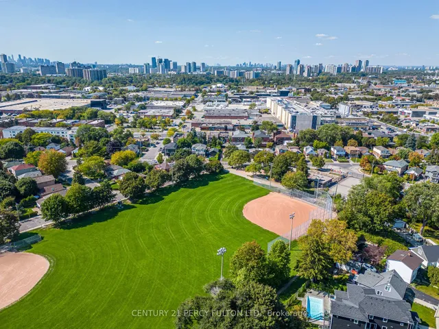 Additional image 49 of 34 Topham Rd