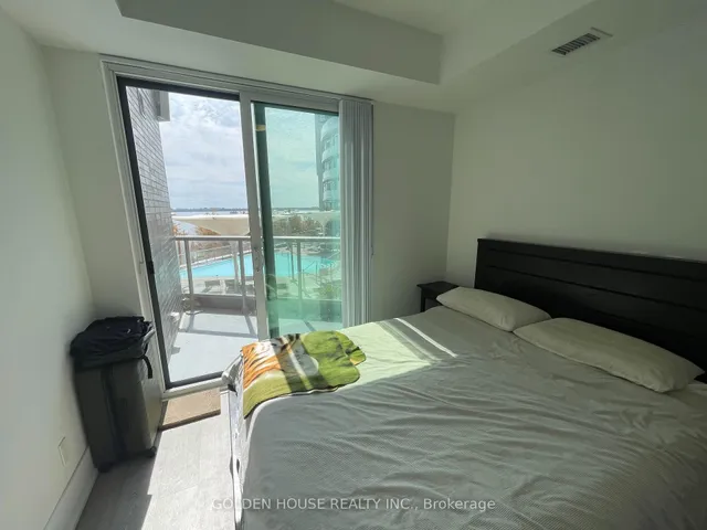 Additional image 13 of 1 Edgewater Dr Unit 314