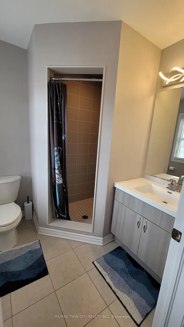 Additional image 27 of 231 Grovehill Cres