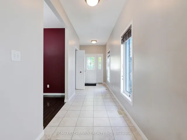 Additional image 12 of 36 Lemon Grass St