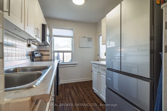 Additional image 19 of 204 Earlscourt Ave