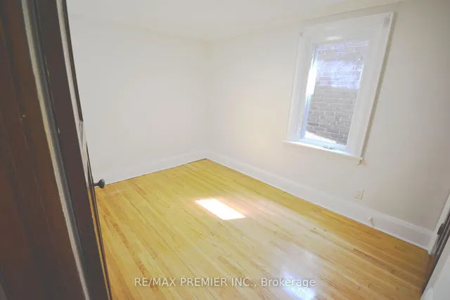 Additional image 22 of 256 Harvie Ave