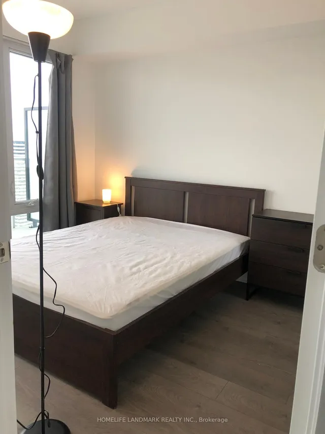 Additional image 6 of 501 Yonge St Unit 4007