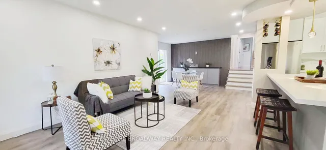 Additional image 12 of 53 Marblemount Cres