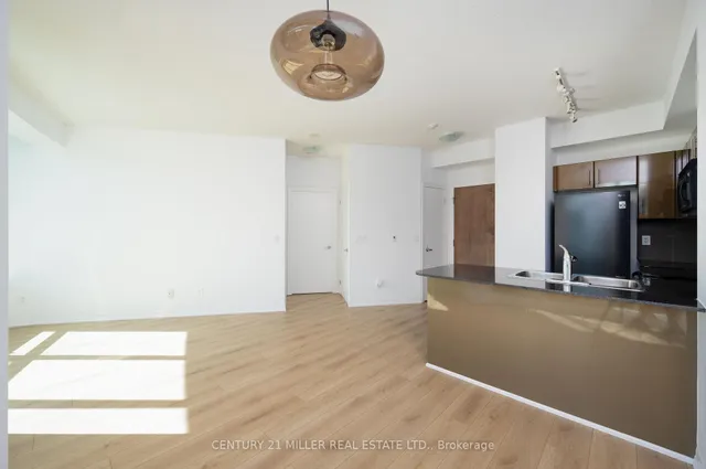 Additional image 7 of 16 Yonge St Unit 310