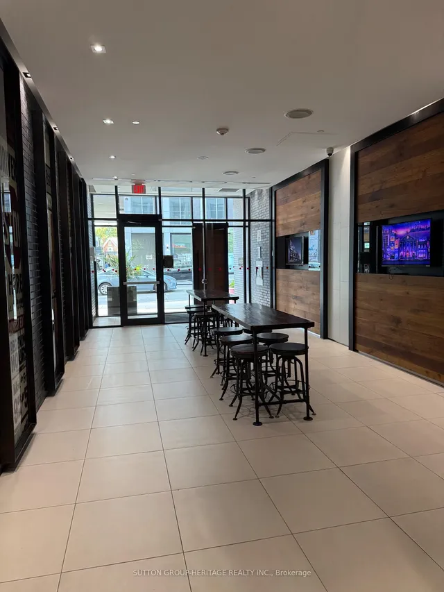 Additional image 19 of 783 Bathurst St Unit 814