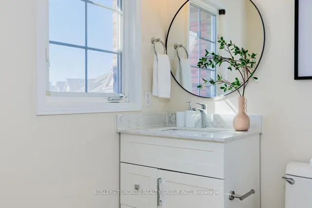 Additional image 31 of 93 Wilkes Cres