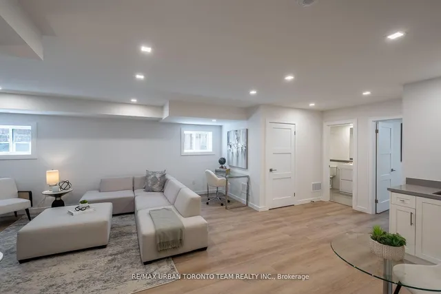 Additional image 27 of 26 Kalmar Ave