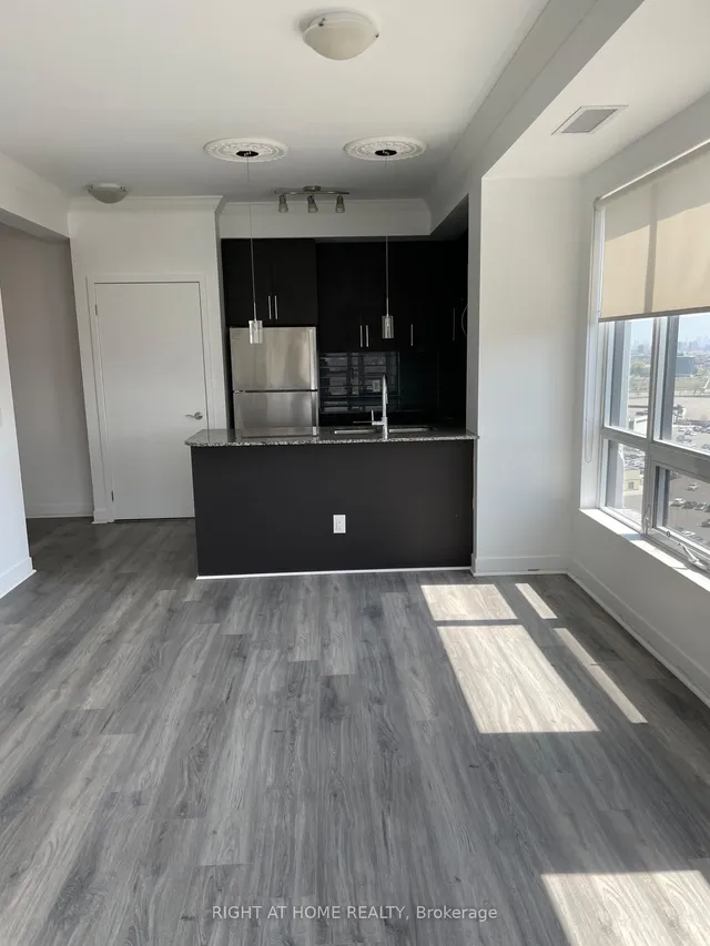 Additional image 7 of 840 Queens Plate Dr Unit 1402