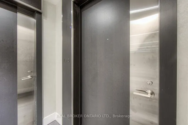 Additional image 6 of 609 Avenue Rd Unit 1410