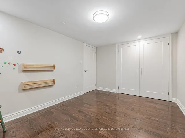 Additional image 41 of 12 Armour Blvd