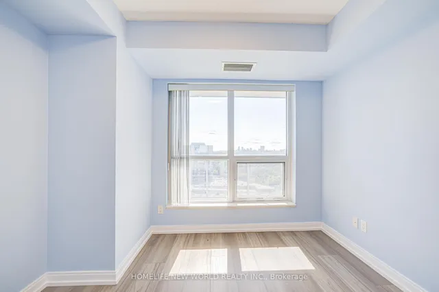 Additional image 19 of 181 Village Green Sq Unit 1815