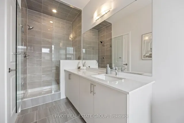 Additional image 34 of 26 Danielle Moore Circ