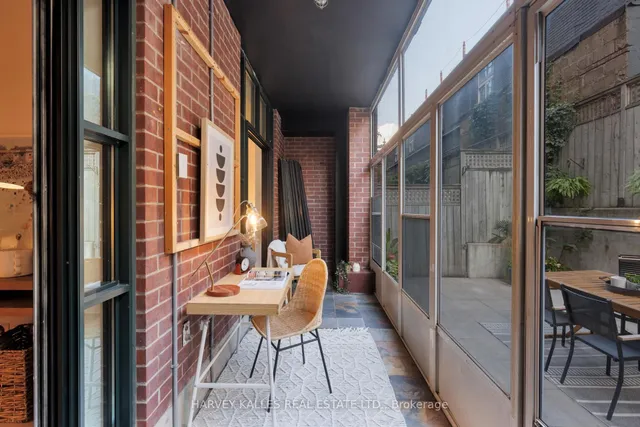 Additional image 12 of 901 Queen St Unit 105