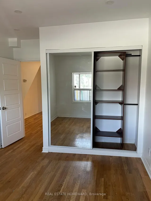 Additional image 4 of 1191 Woodbine Ave