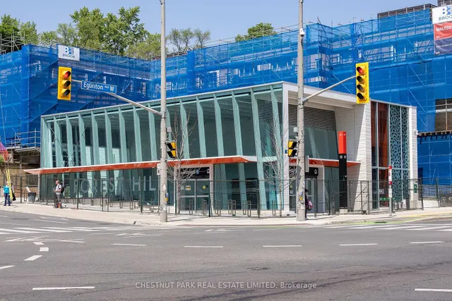 Additional image 41 of 1648 Bathurst St Unit 5