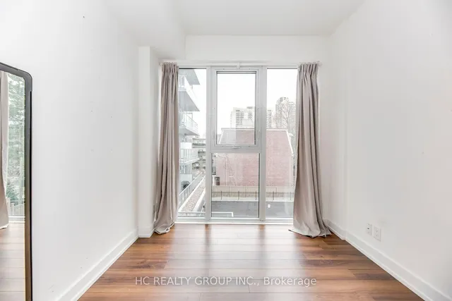 Additional image 13 of 6 Parkwood Ave Unit 302