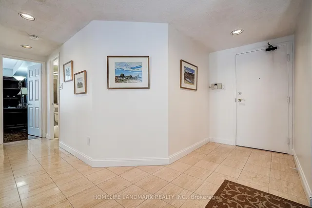 Additional image 6 of 130 Carlton St Unit 503