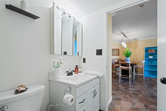 Additional image 26 of 270 Queens Quay Unit 704