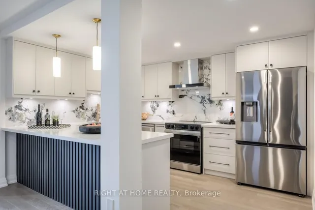 Additional image 9 of 5444 Yonge St Unit 1810