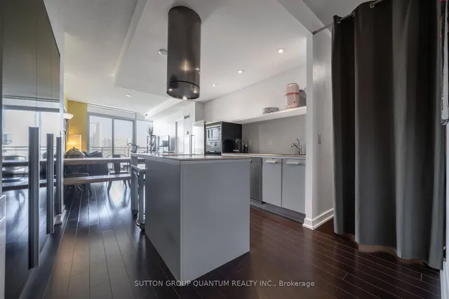 Additional image 4 of 38 Dan Leckie Way Unit 1810