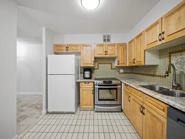 Additional image 10 of 45 Carlton St Unit 312