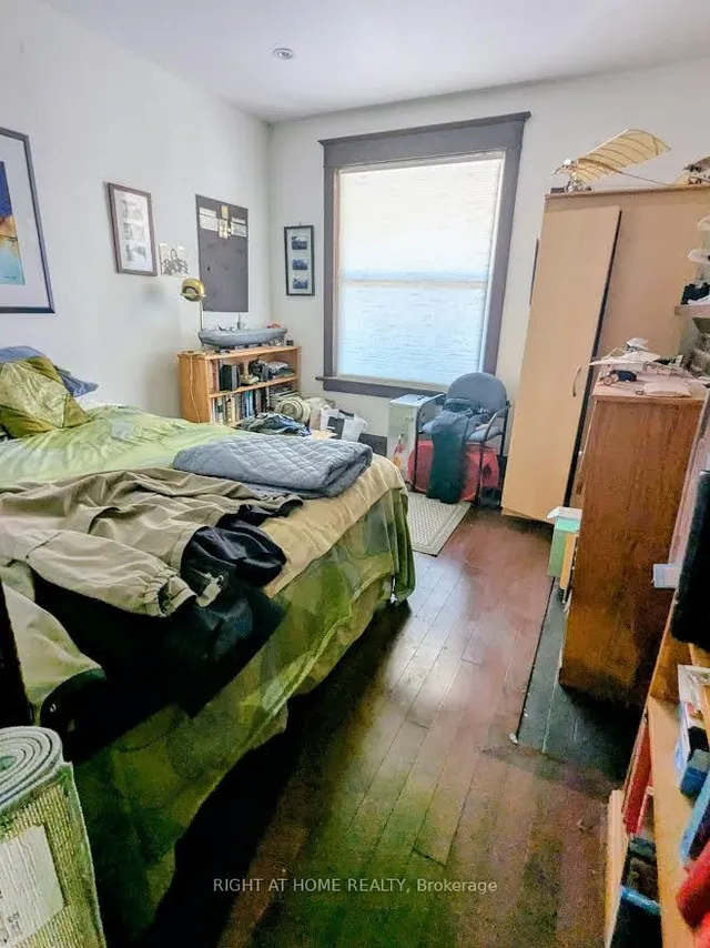 Additional image 24 of 239 Woodbine Ave