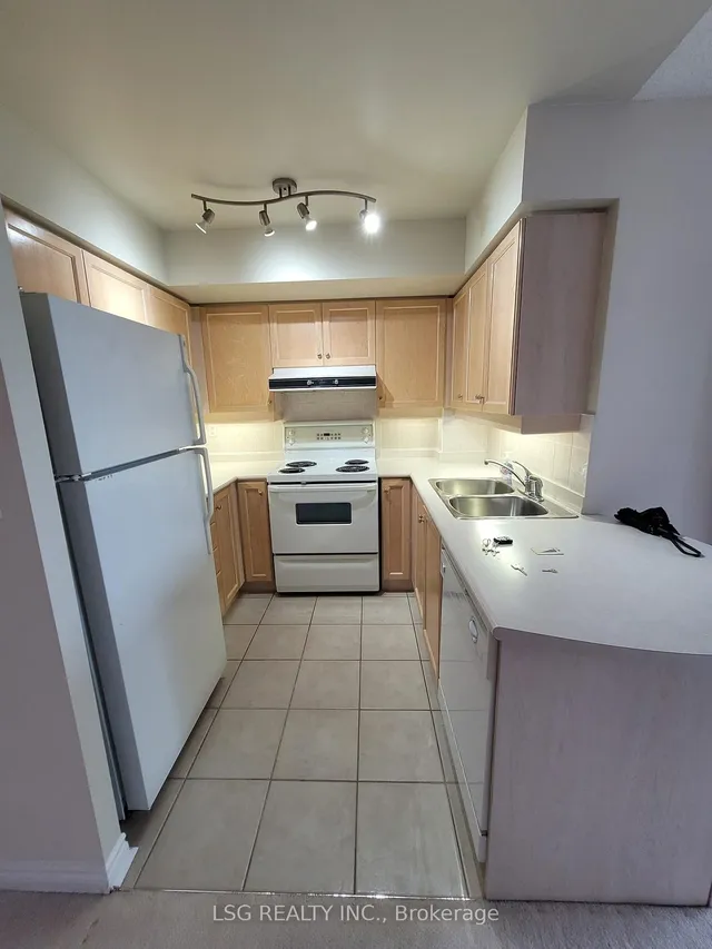Additional image 11 of 8 Rean Dr Unit 906