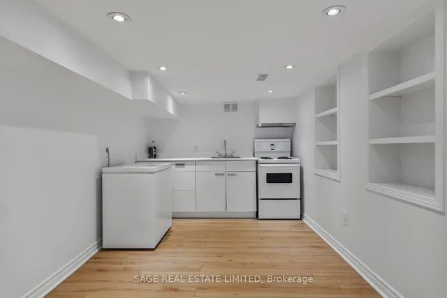 Additional image 29 of 79 Pitt Ave