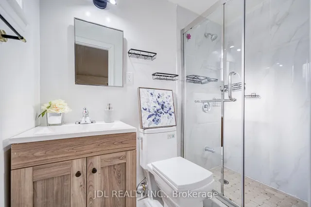 Additional image 31 of 6 Norhead Ave