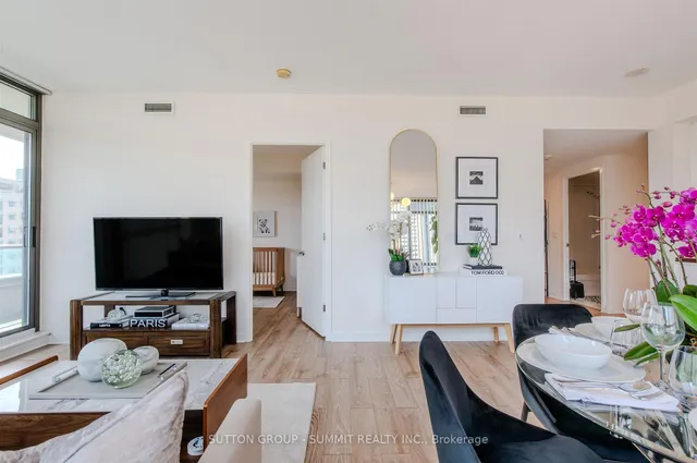 Additional image 16 of 281 Mutual St Unit 801