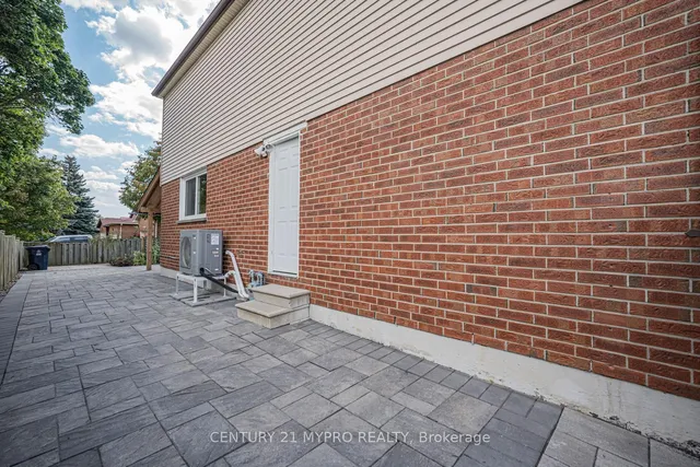 Additional image 18 of 47 Fieldside Dr