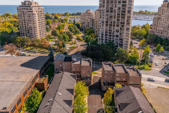 Additional image 36 of 2264 Lake Shore Blvd