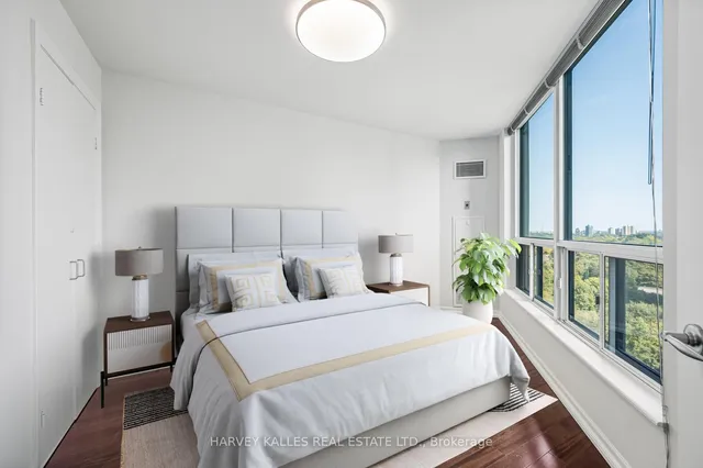 Additional image 18 of 300 Bloor St Unit 1703