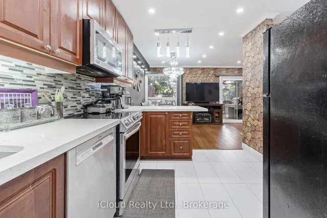 Additional image 17 of 40 Rabbit Lane Unit 10