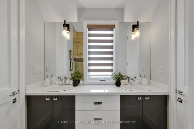 Additional image 22 of 20 Walker Rd