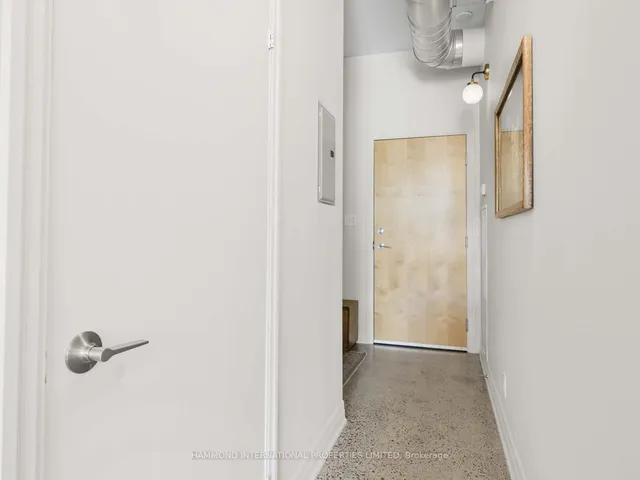 Additional image 4 of 510 King St Unit 229