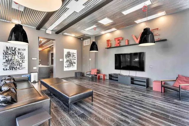 Additional image 44 of 5 St Joseph St St Unit 2611