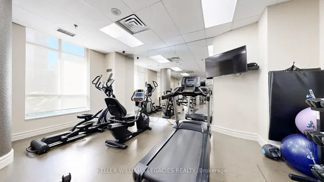 Additional image 39 of 28 Olive Ave Unit LPH01