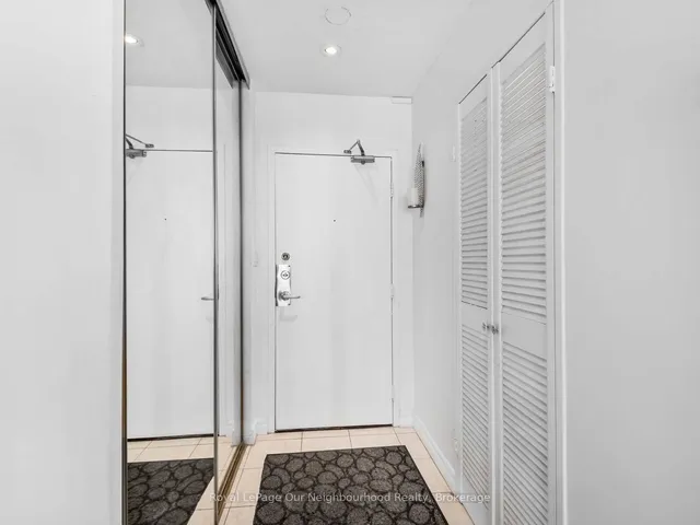 Additional image 4 of 60 Pavane Linkway Unit 2012