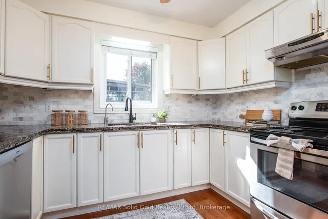 Additional image 12 of 271 Newbury Dr