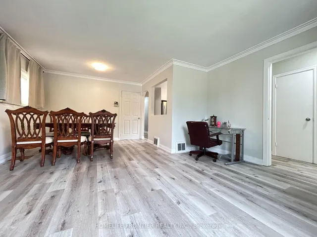 Additional image 15 of 27 Rensburg Dr