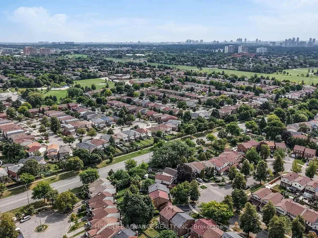 Additional image 48 of 75 Mossbrook Cres