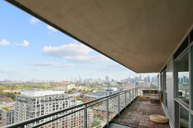 Additional image 9 of 80 Western Battery Rd Unit 2105