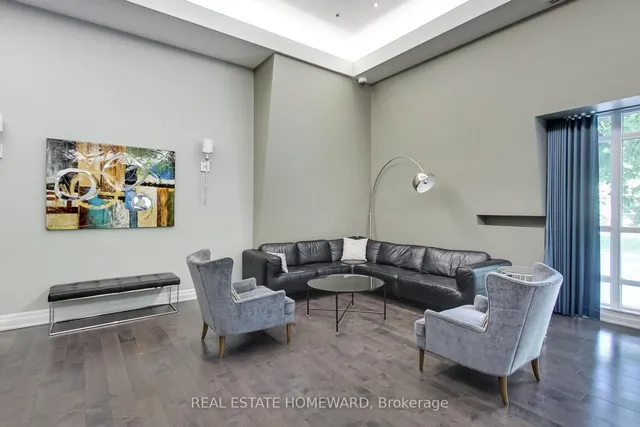 Additional image 32 of 550 Queens Quay Unit 201