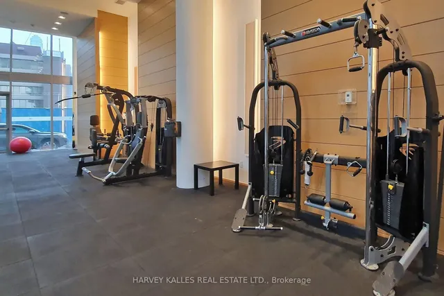 Additional image 40 of 29 Queens Quay Unit 813
